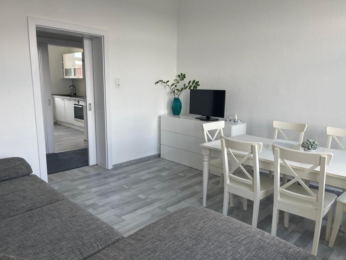 Moderne 4 Zimmer Apartment Mit Bergblick Stadtzentrum Contactless Check-In Gehrden  Dış mekan fotoğraf