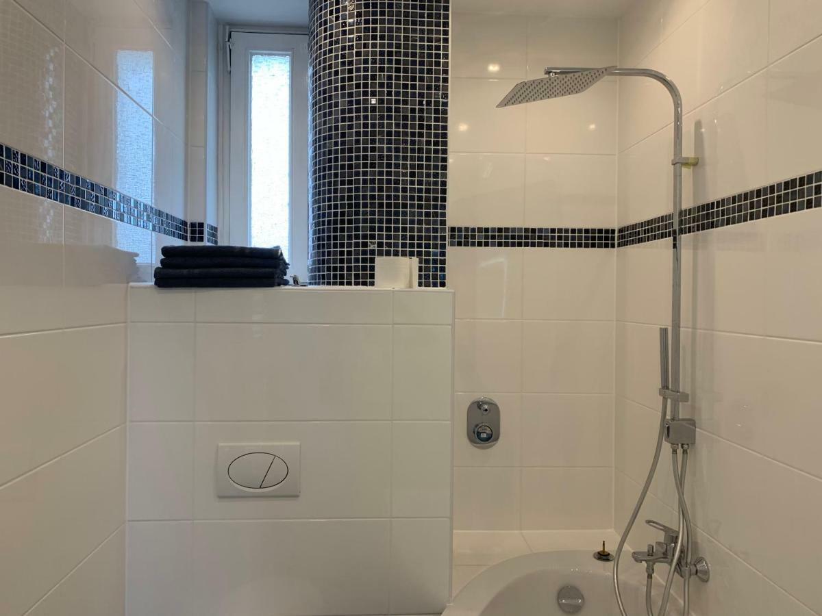 Moderne 4 Zimmer Apartment Mit Bergblick Stadtzentrum Contactless Check-In Gehrden  Dış mekan fotoğraf